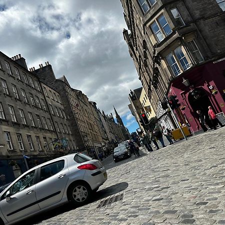 Old House In Central Of Old Town Edimburgo Exterior foto